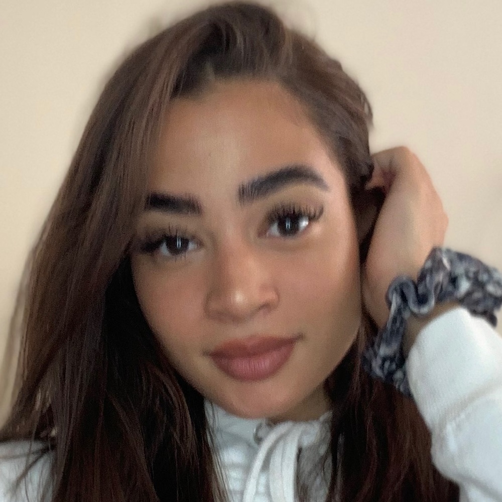 Meet your Posher, Gabriela
